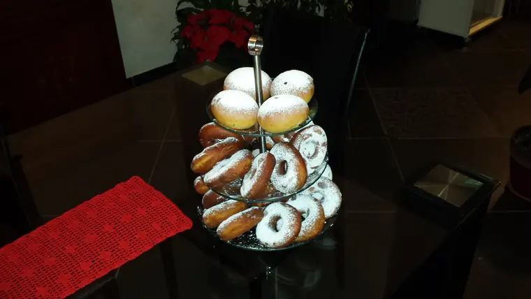 Graffe and bomboloni 2