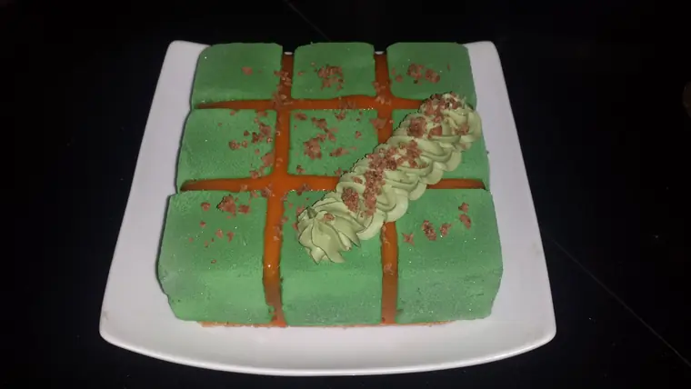 Ricotta and pistachio mousse cake 4